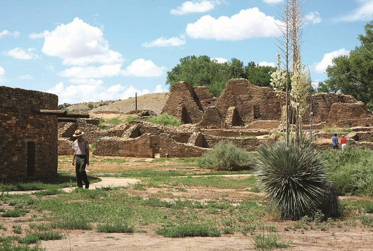 alt text: The impressive stone walls of the Aztec Ruins National Monument in New Mexico.