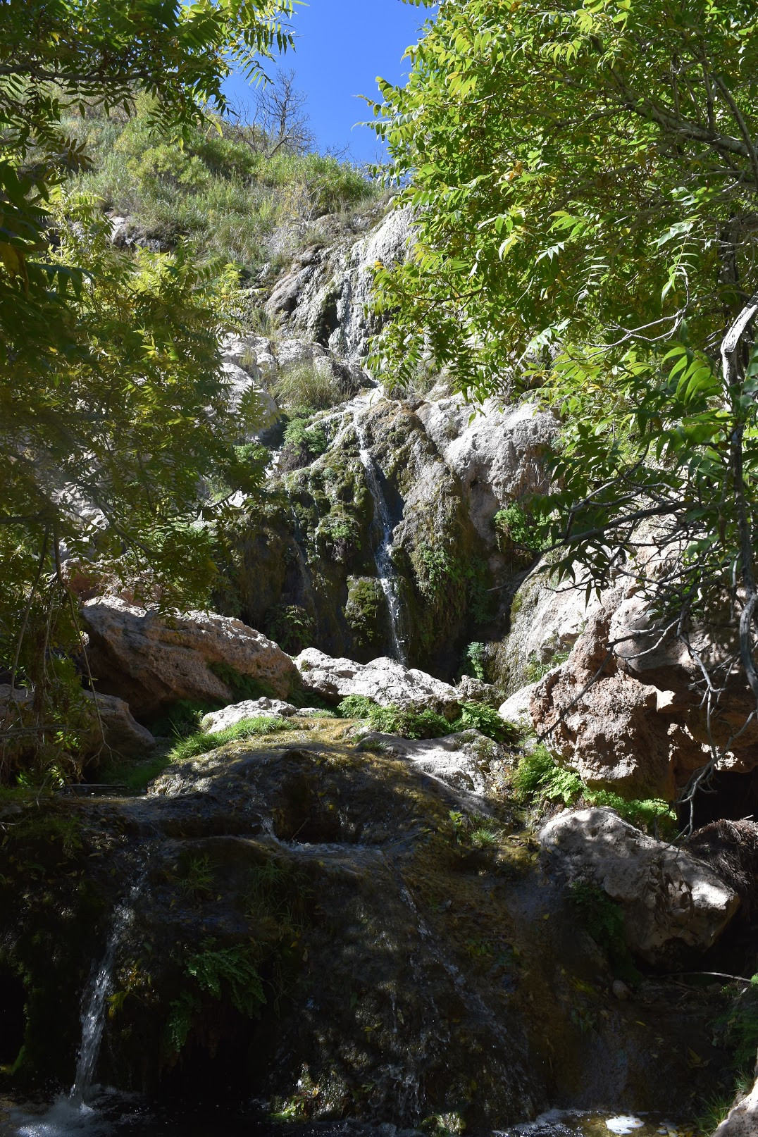 Sitting Bull Falls second hidden cascade to the left