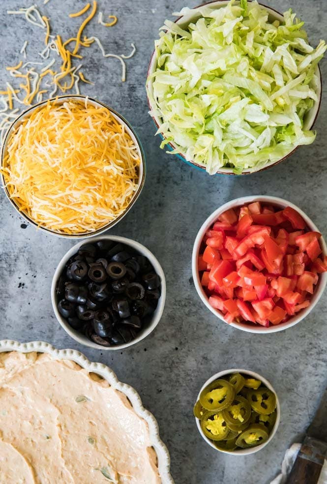 Ingredients for easy mexican dip