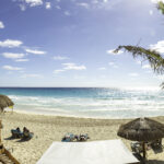 Hilton Cancun Mar Caribe All-Inclusive Resort - Beach