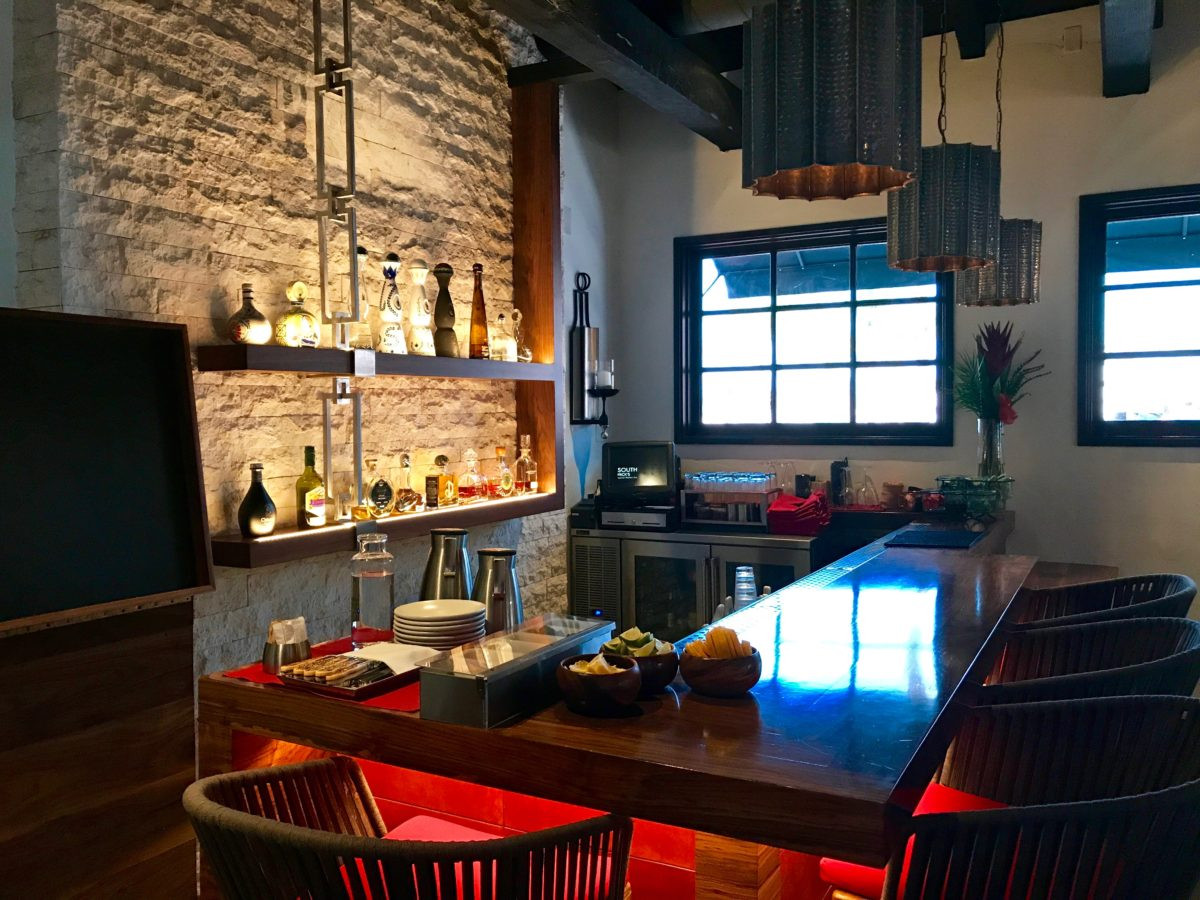 South of Nick's Dining Area with Booths
