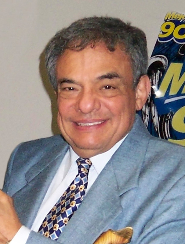José José in a portrait
