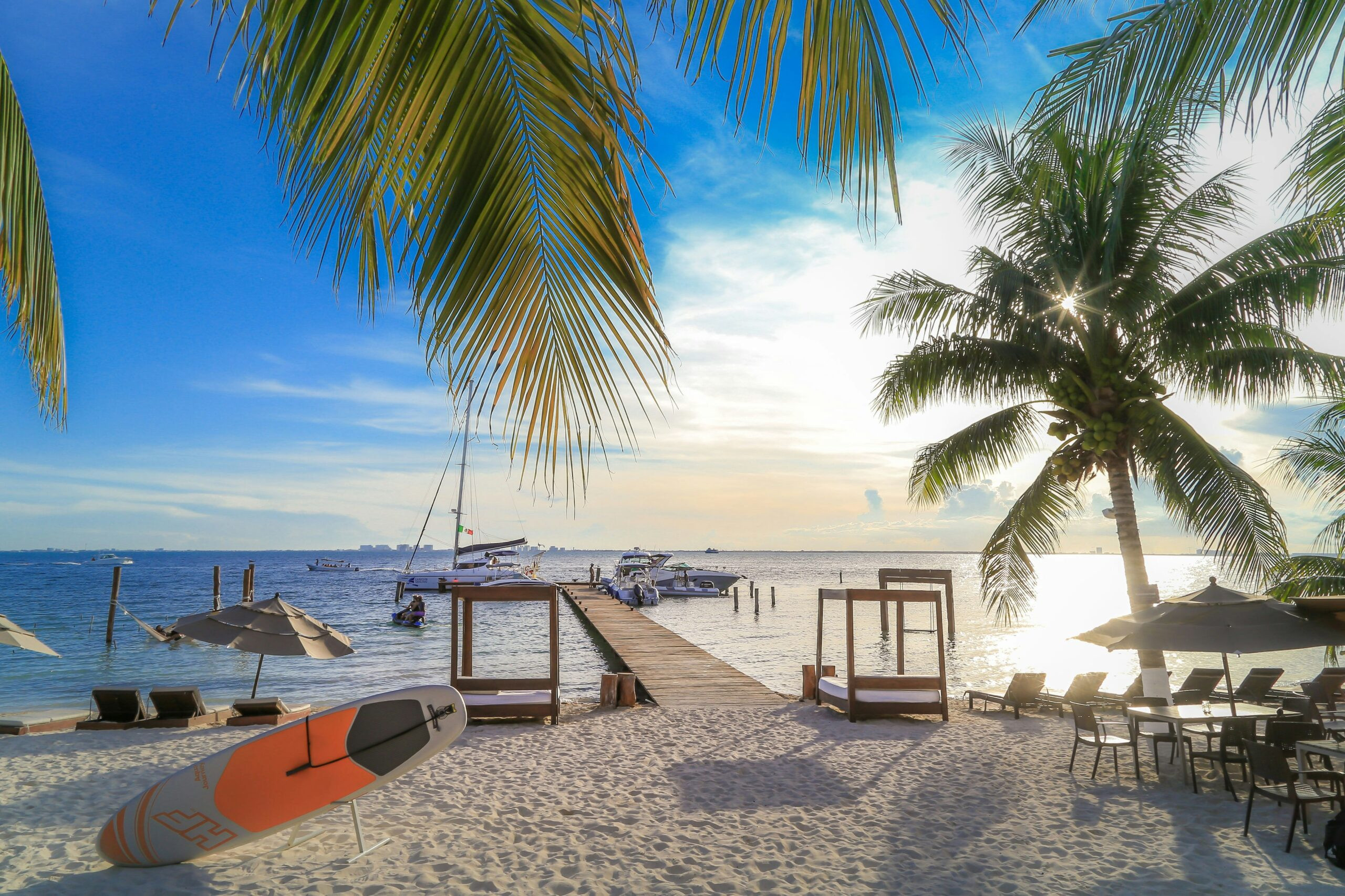 A picturesque beach scene in Isla Mujeres, Mexico, emphasizing the island's reputation as an incredibly safe and enjoyable day trip destination