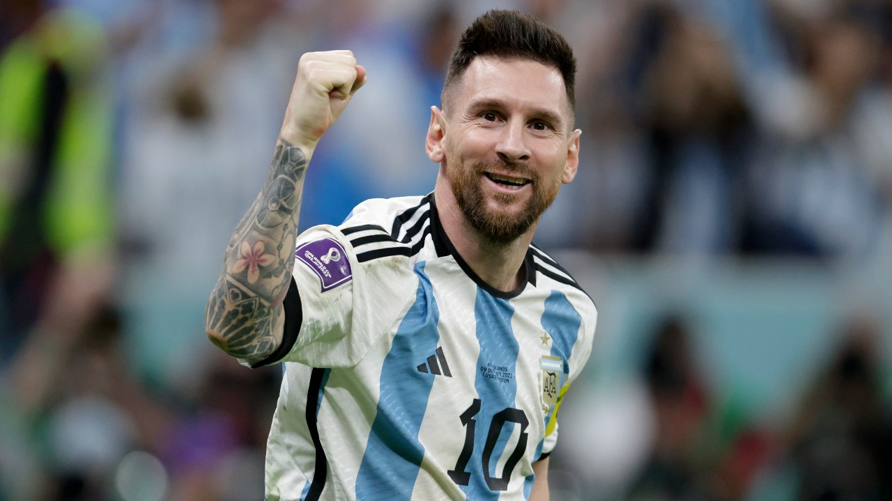 Lionel Messi in a soccer match