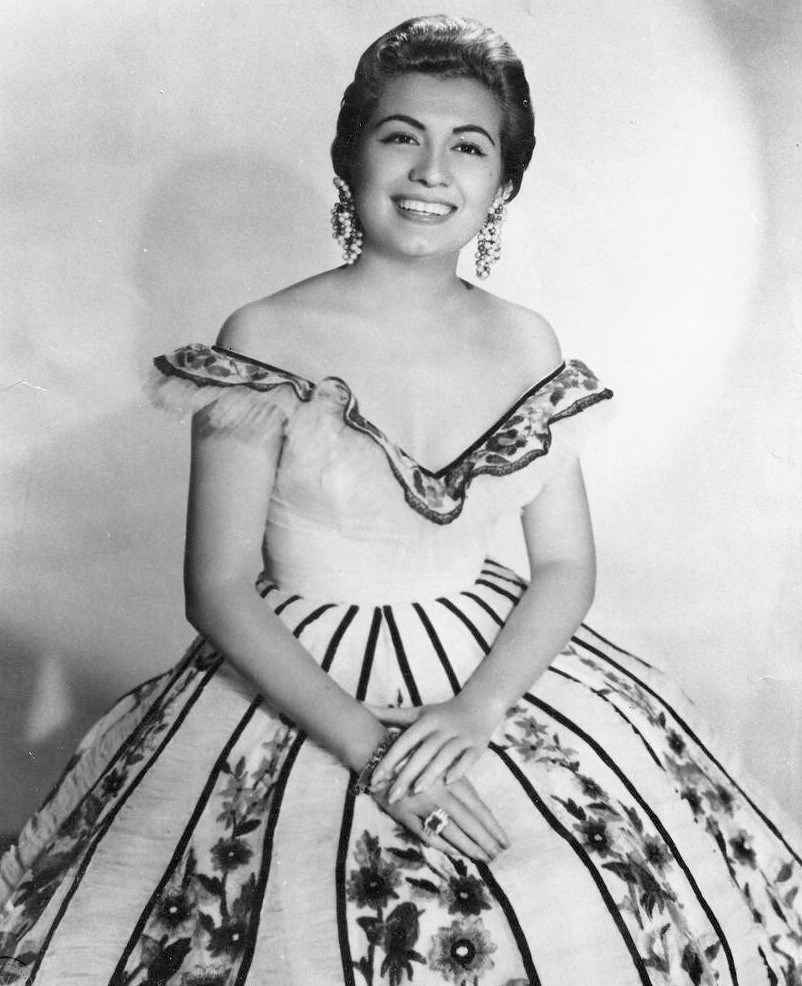 Portrait of Lola Beltrán from around 1956