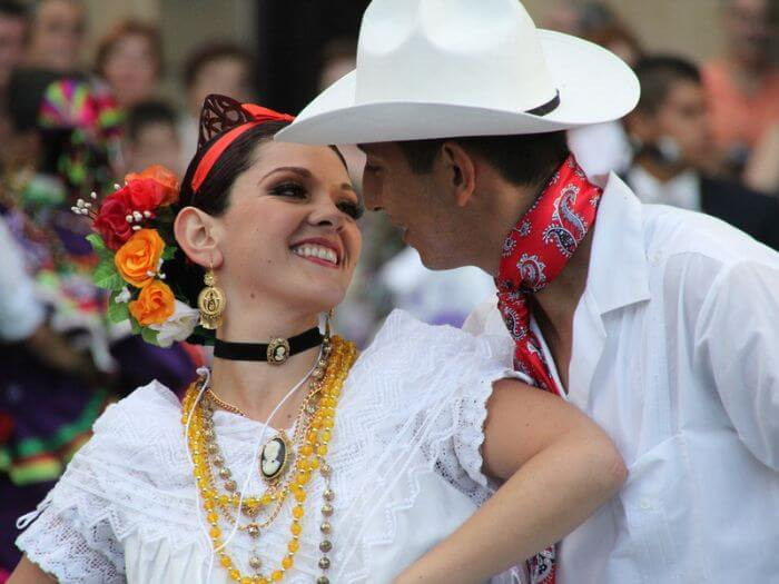 Mexican dancers performing Jarabe Tapatío