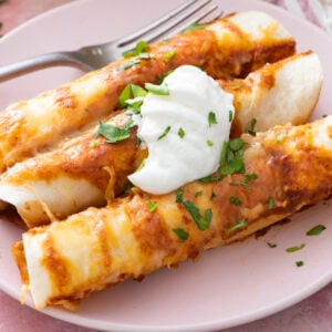 Author's small portrait image, linking to social media and newsletter for more recipes for mexican foods and content.