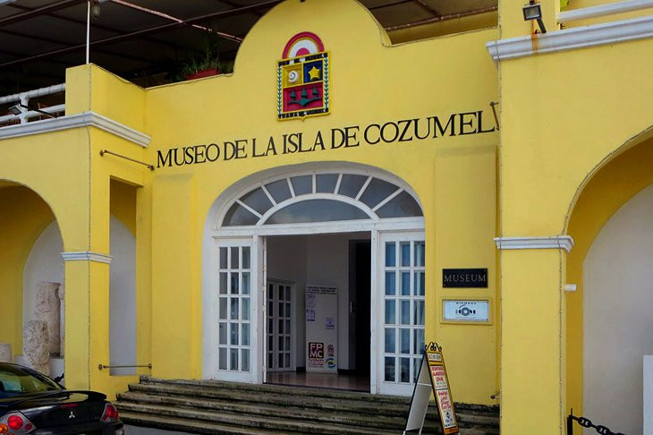 Exterior of the Museum of the Island of Cozumel in San Miguel