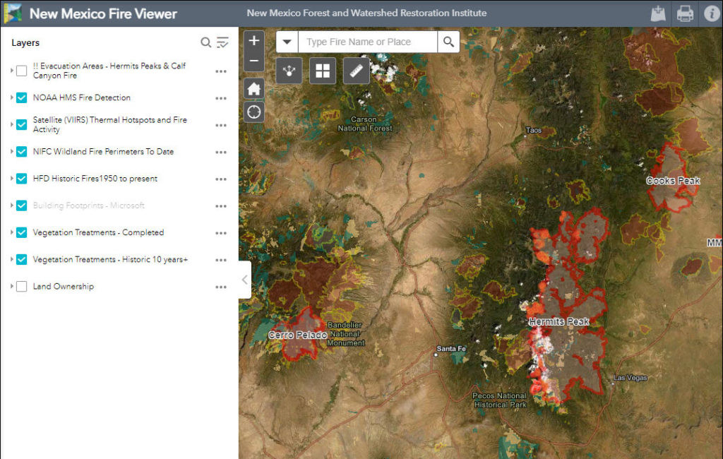 New Mexico Fire Viewer displaying active wildfires and data layers