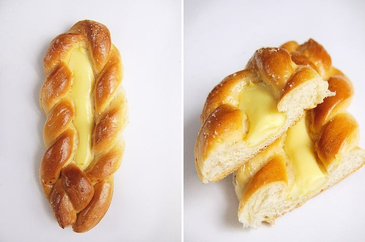 Trenza Danes pan dulce, a braid-shaped Danish pastry with a creamy filling.