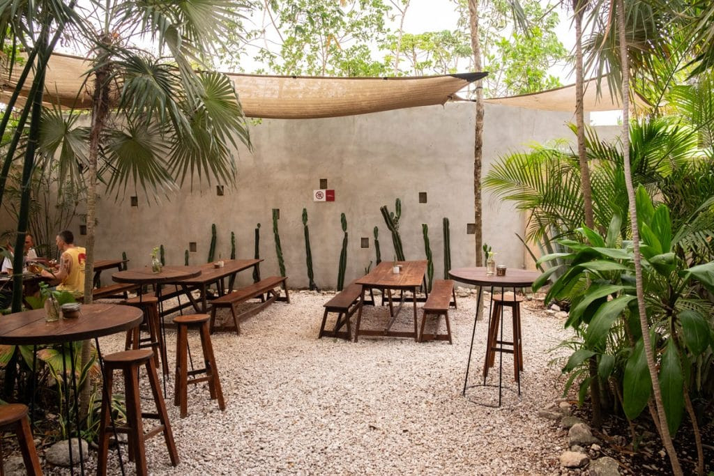 Garden setting at BOTANICA Garden Cafe, Tulum