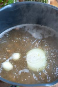Boiling Pinto Beans with Aromatics