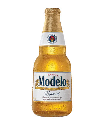 Modelo Especial beer bottle