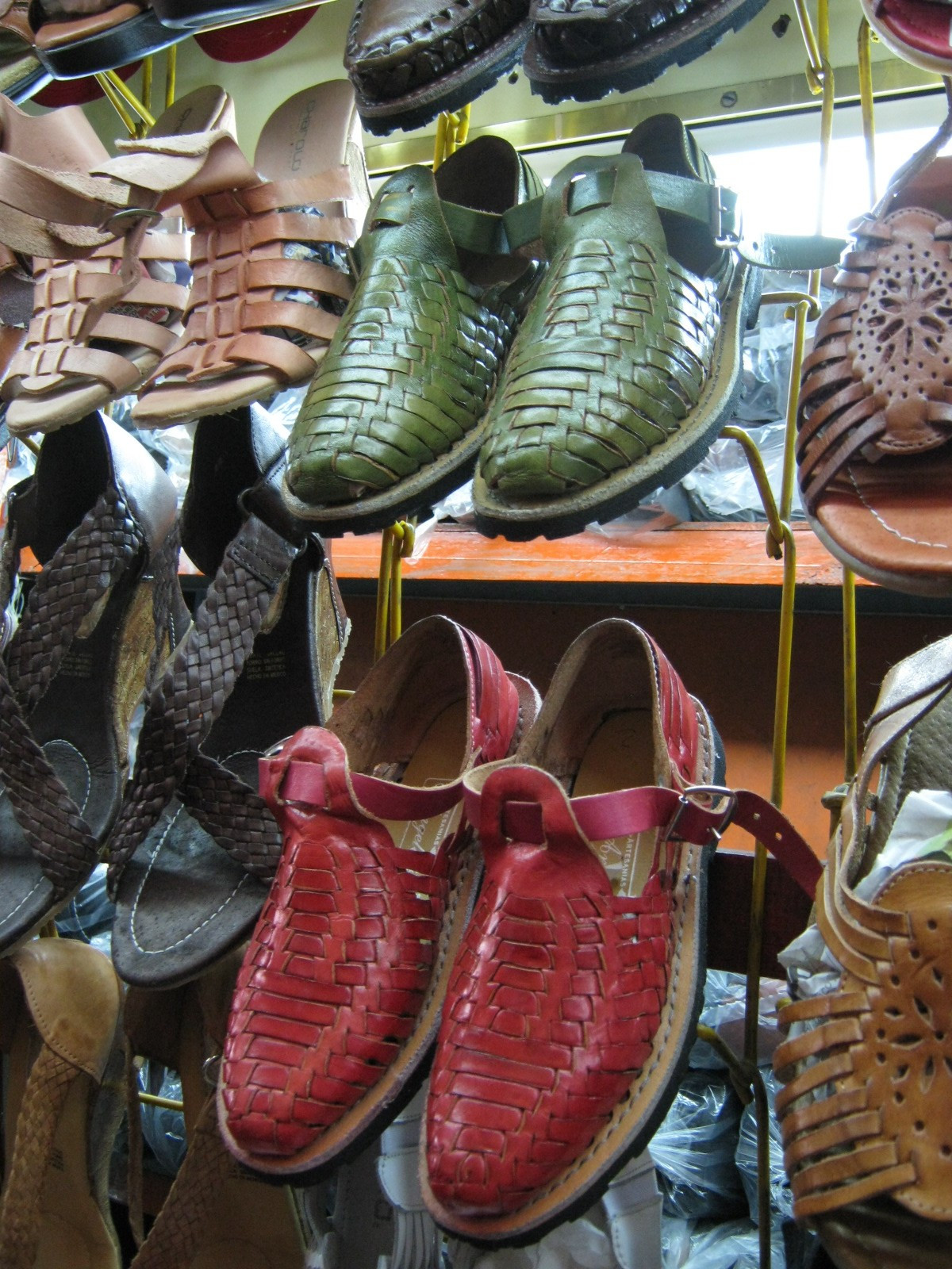 Huaracheria Cuernavaca inside Granaditas specializes in Huaraches for traditional Mexican dances, thus with wooden soles, but also has a few interesting designs which the owner Senor Alegria was very helpful in showing me.