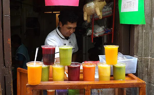 Healthy juice for a dollar in Mexico