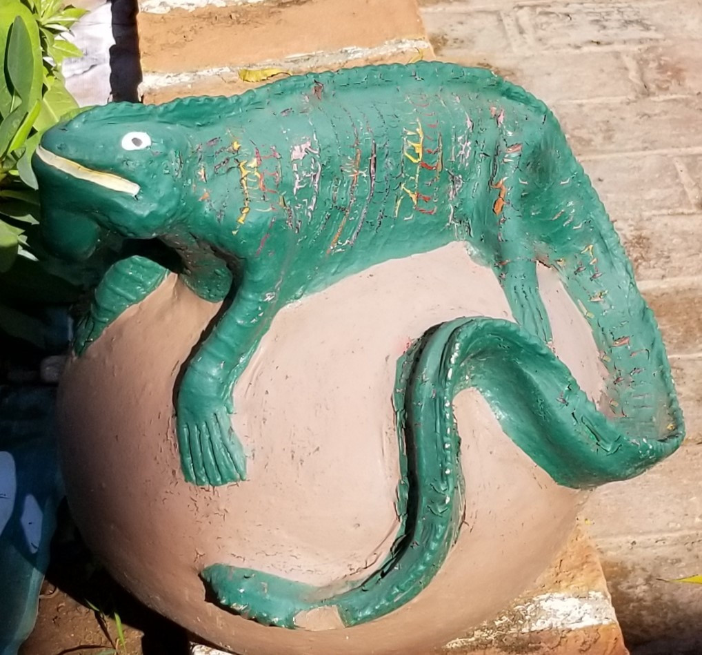 Clay lizard figure from Mexico, representing Mexican culture