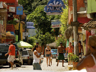 Sayulita People Strolling