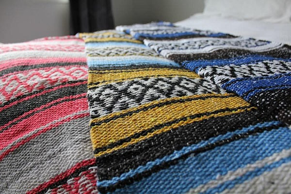 Falsa Blankets
