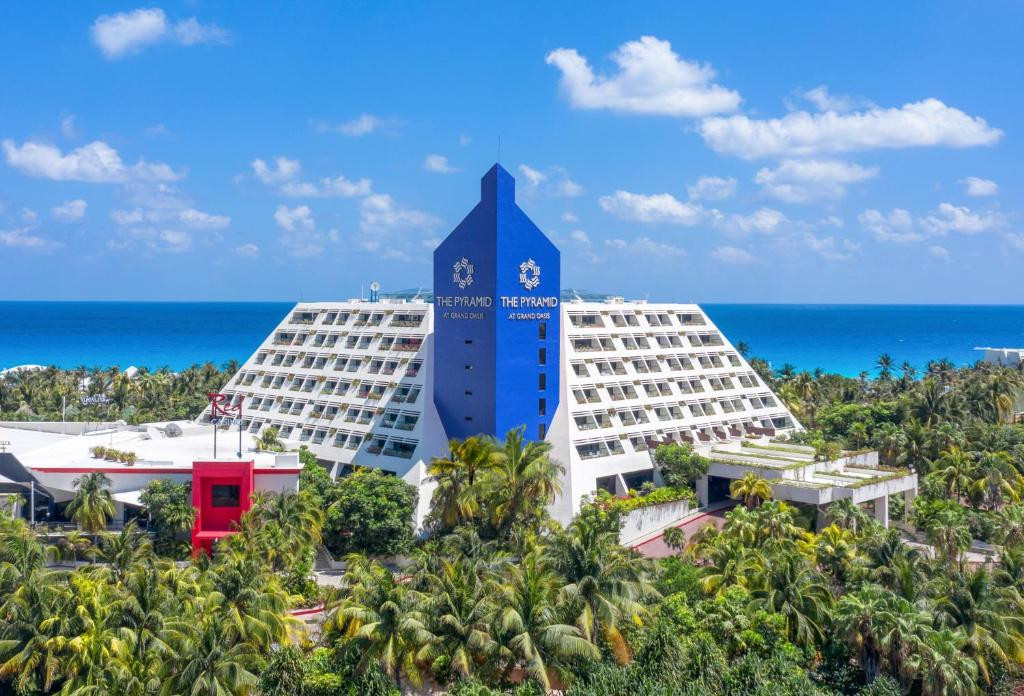 The Pyramid at Grand Oasis Cancun Casino Hotel comes alive at night