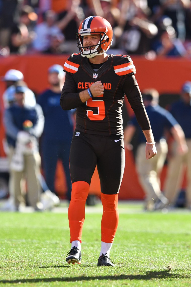 Zane Gonzalez of the Cleveland Browns celebrating a field goal, reflecting his Mexican heritage and success in the NFL.