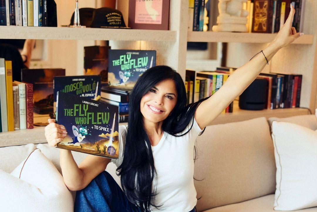 Lauren Sanchez with her new book 'The Fly Who Flew'