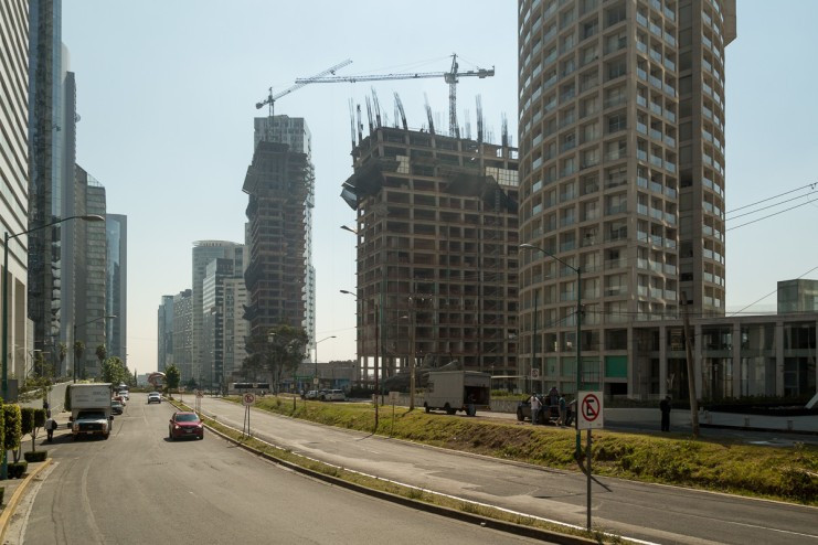 Continuing construction along Avenida Santa Fe, illustrating the ongoing urban development in the district