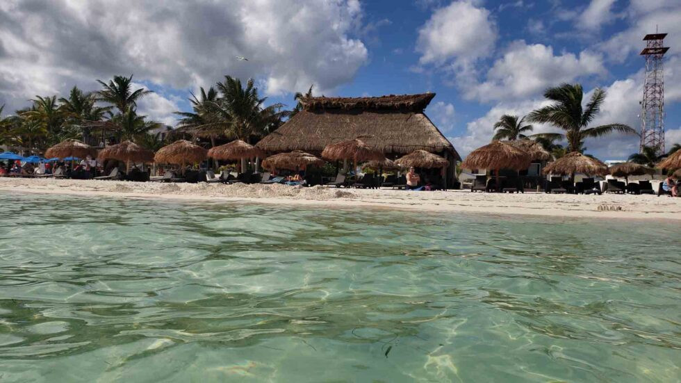 Artisan shop in Puerto Morelos, showcasing unique handmade Mexican crafts with vibrant colors and designs