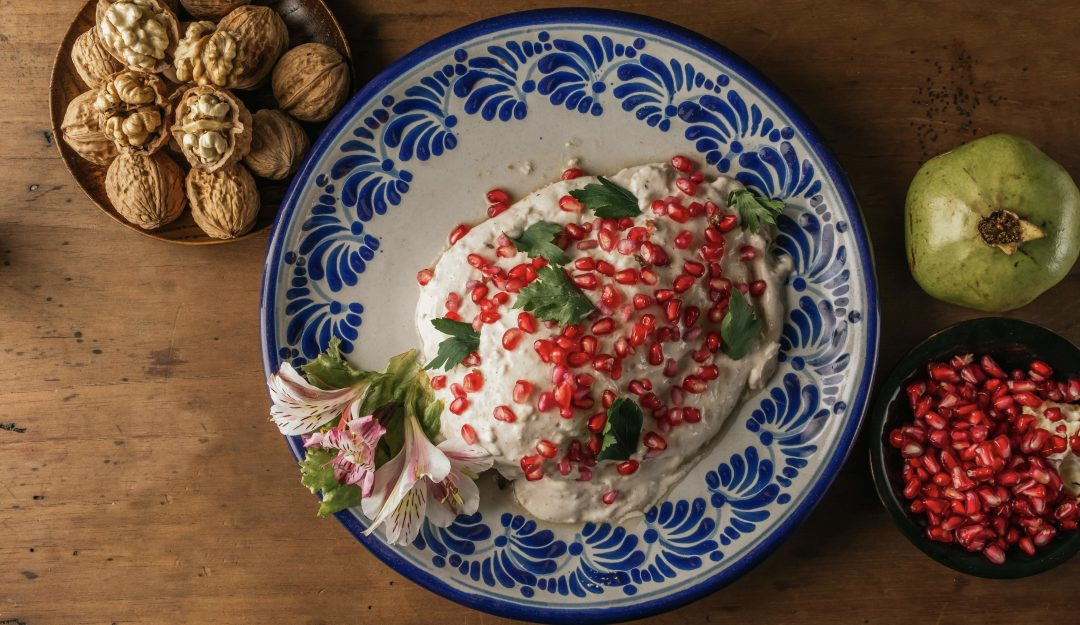 a-generous-plate-of-chiles-en-nogada-served-on-mexican-independence-day
