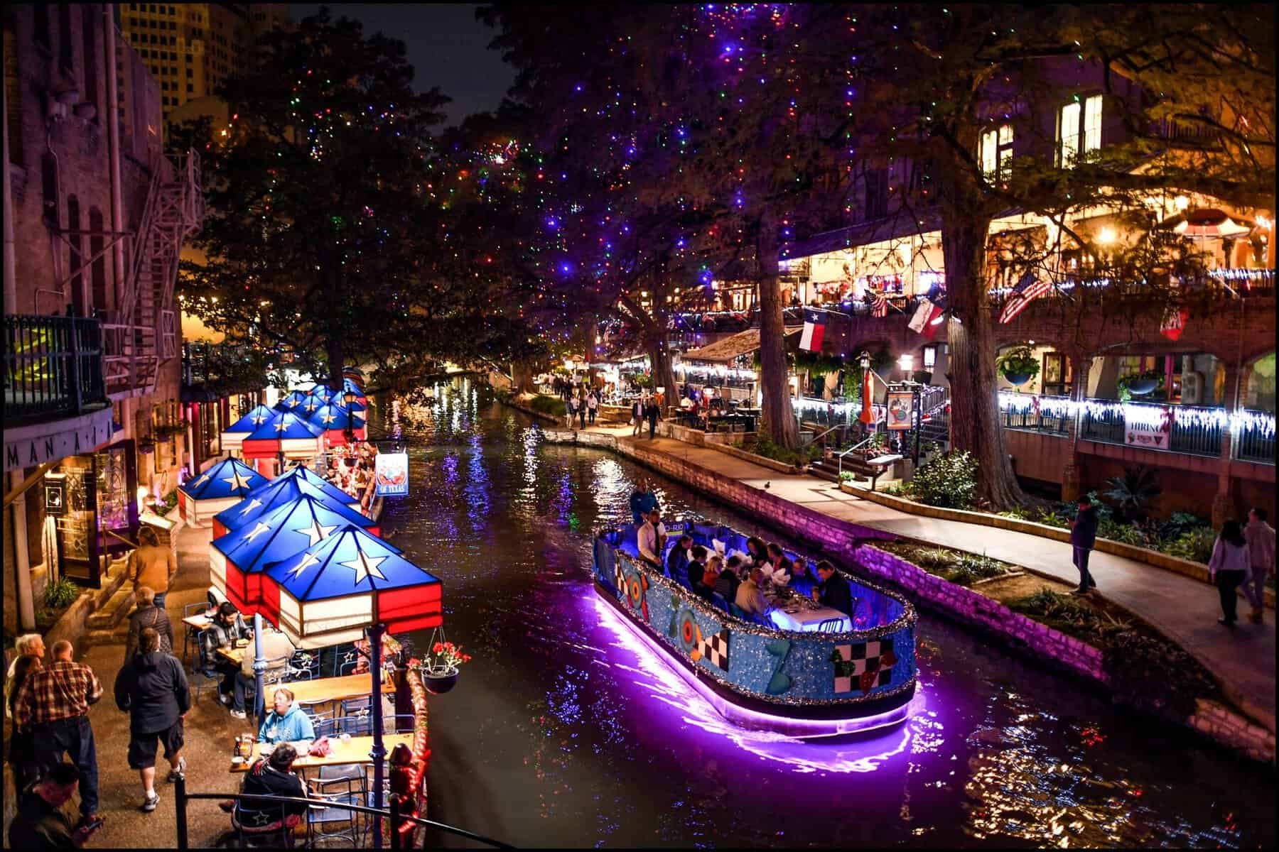 Restaurants line the San Antonio Riverwalk. Billy Calzada/calzadaphoto.com
