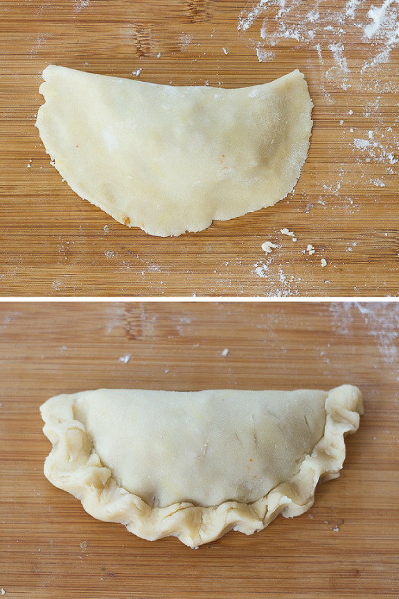 Folding the empanada