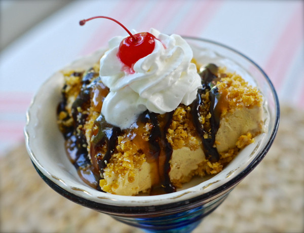 Crushed cornflakes for mexican fried ice cream