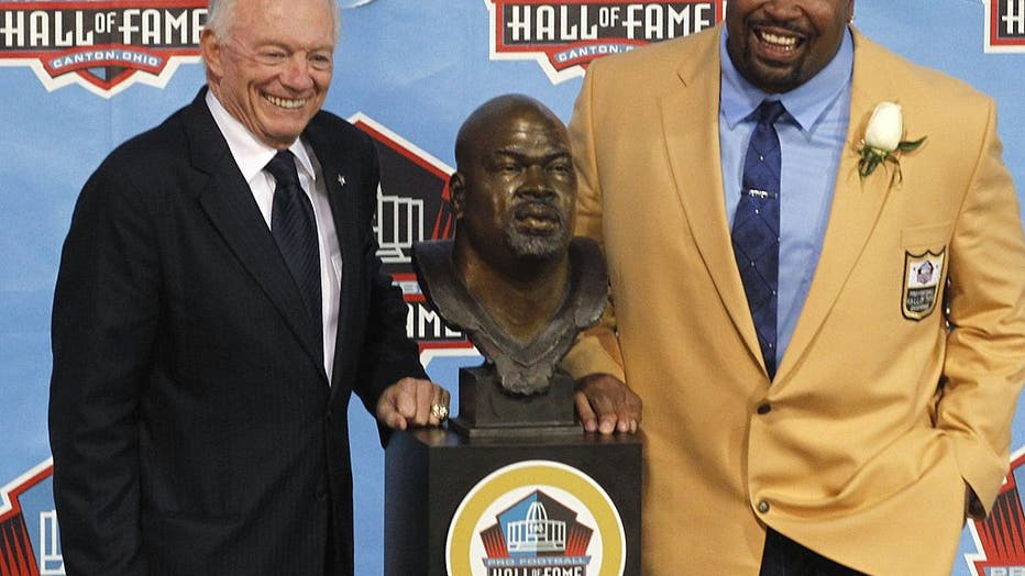 Jerry Jones and Larry Allen