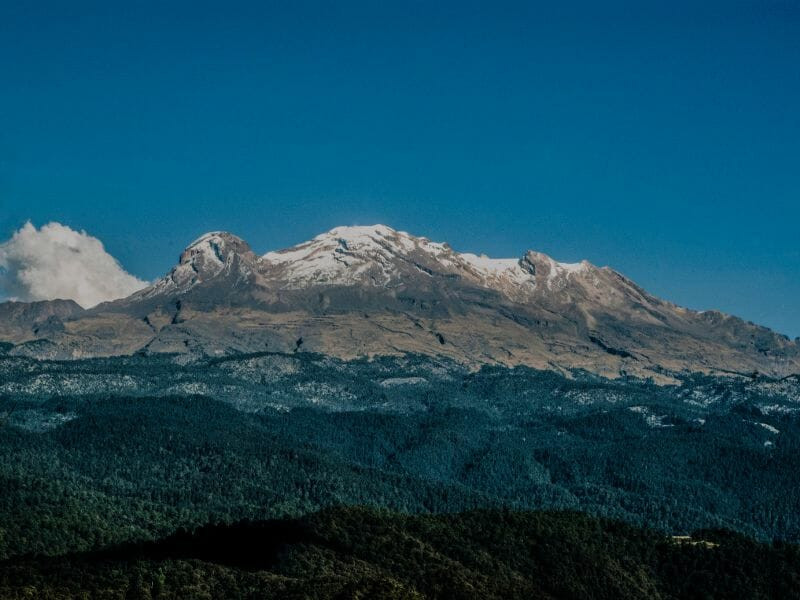 Mexiquillo waterfall covered in snow
