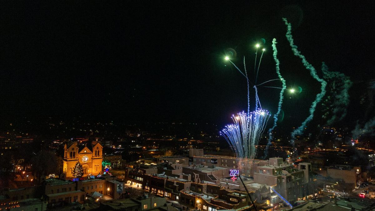 Plaza New Year