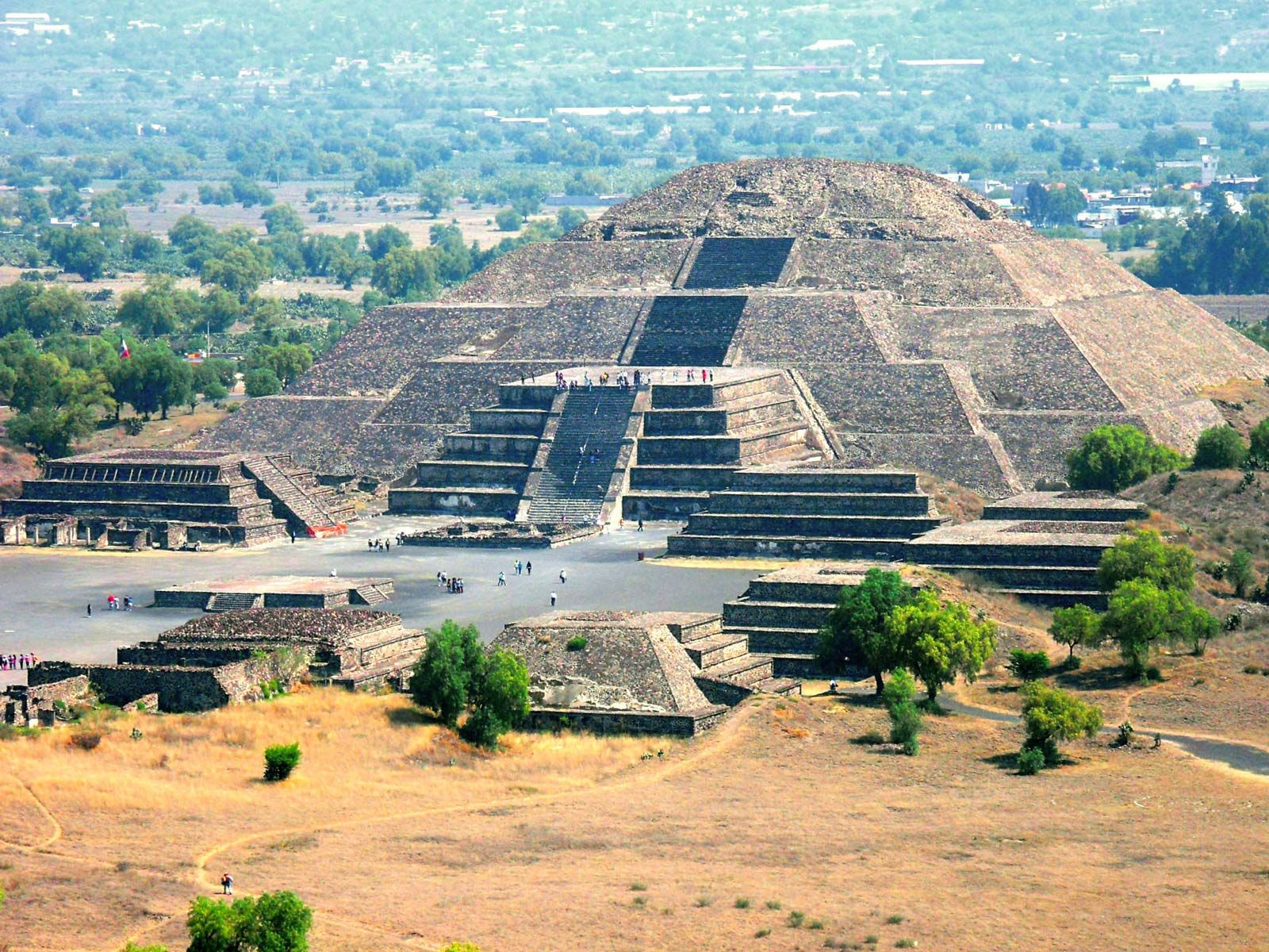 Teotihuacan pyramid of the moon