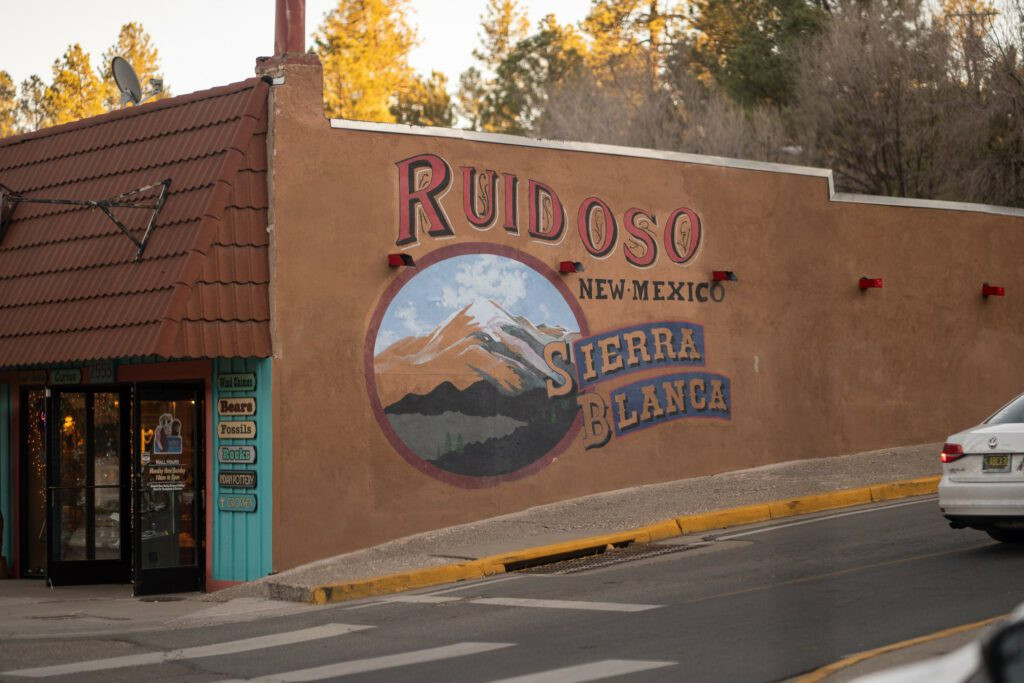 Midtown Ruidoso mural