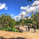 People walking through Merída